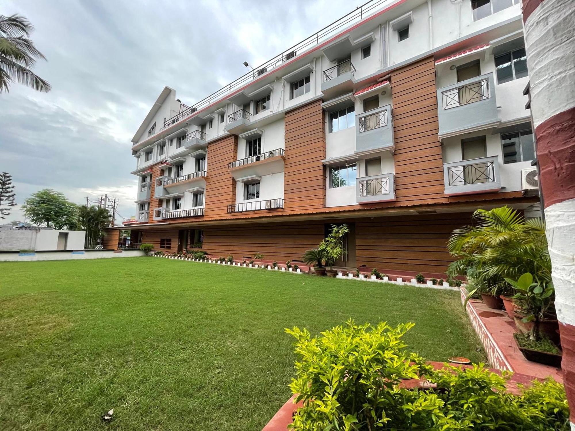Hotel Royal Bengal โบลปูร์ ภายนอก รูปภาพ